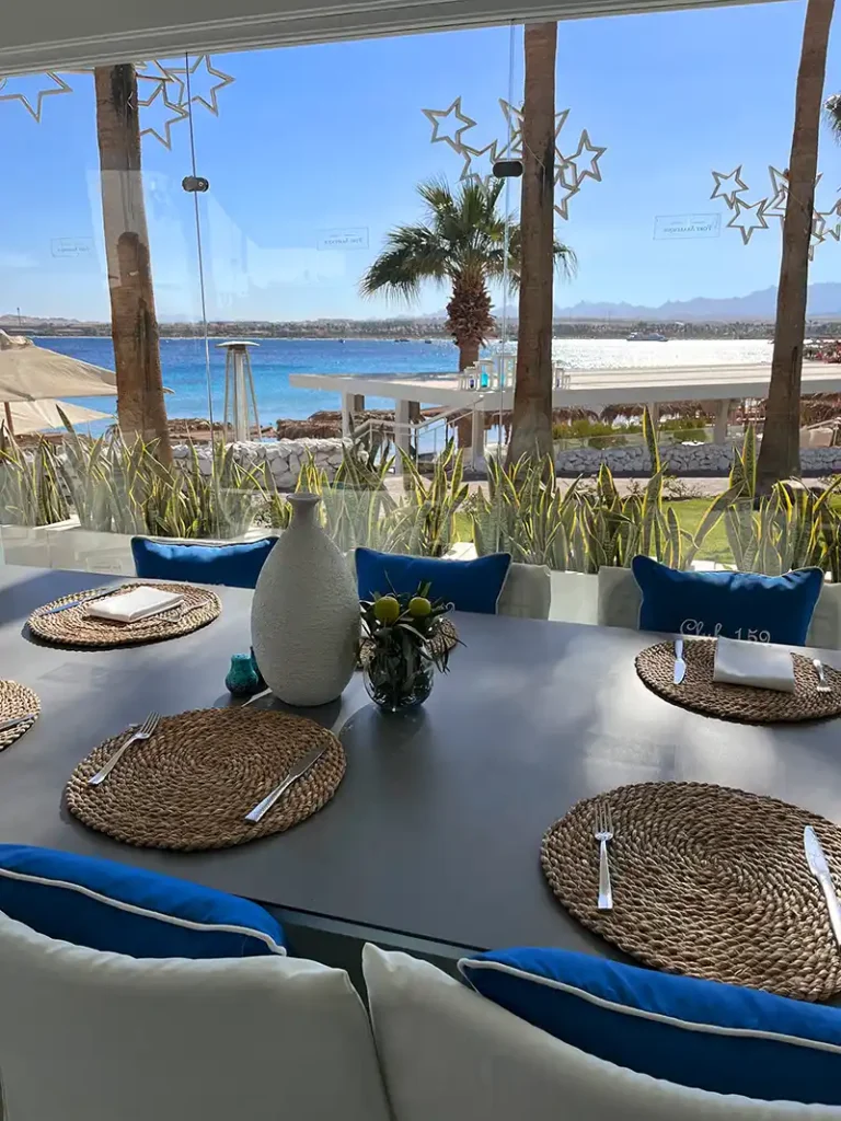 fort-arabesque-the-villas-beach-restaurante