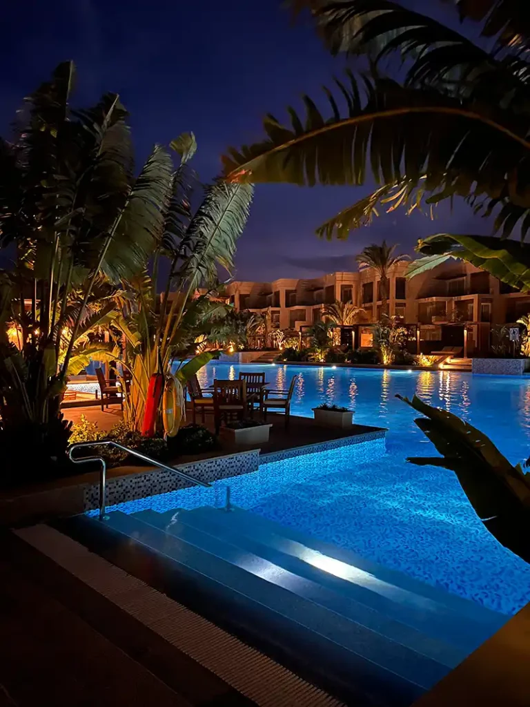 steigenberger-ras-soma-aegypten-pool-view-night